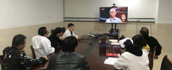 榜樣力量無限之大，榜樣精神感人淚下。